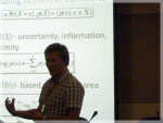 895.jpg